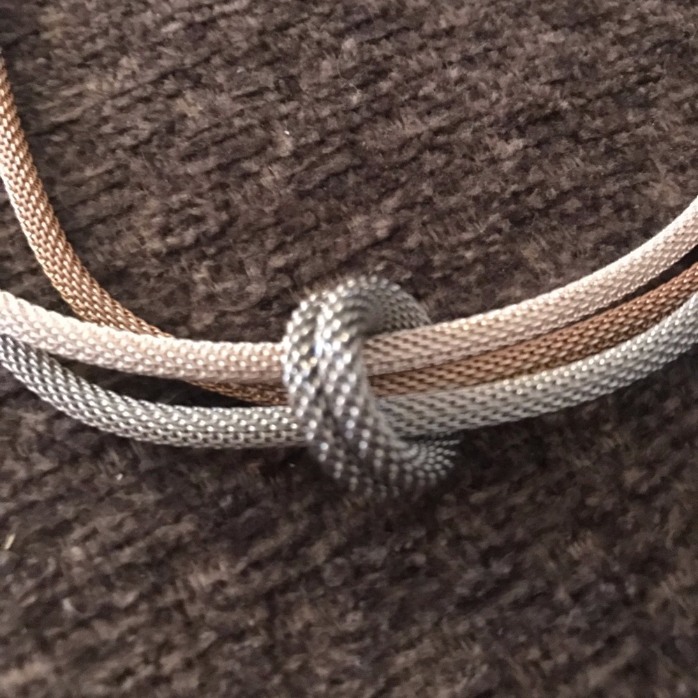 Erica Zap Necklace - Picture 2 of 3